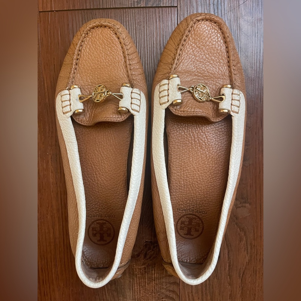 Tory Burch - Tan Leather Driving Loafers